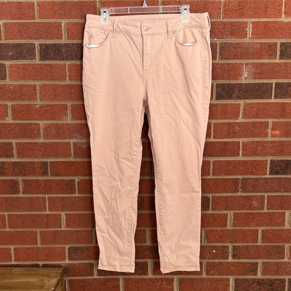 Chico's Platinum Jegging 1.5 Light Pink Straight Leg Jean Style